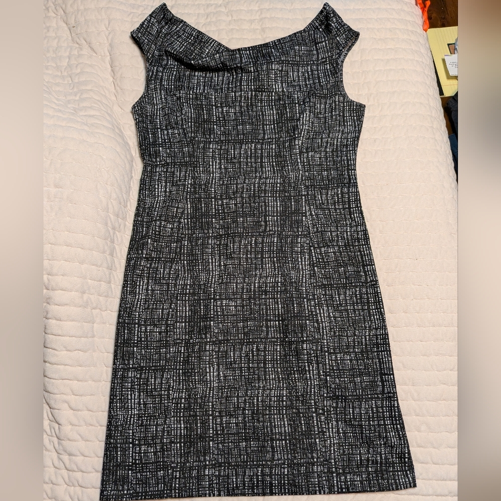 Ann Taylor Black and White Textured Midi Dress